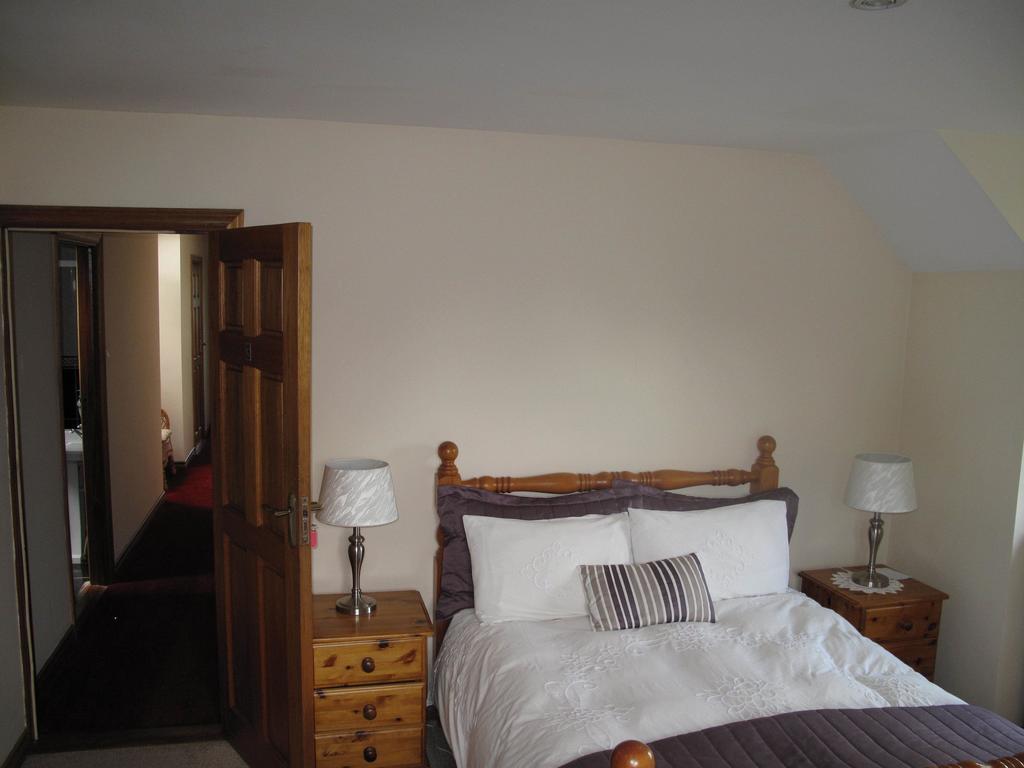 Bed and Breakfast Glencove Ennis Habitación foto